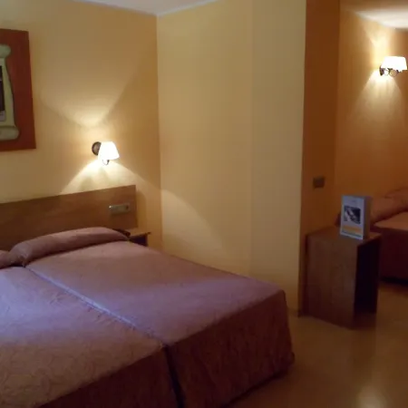 Wuau! Segle Xx Hotel 3*